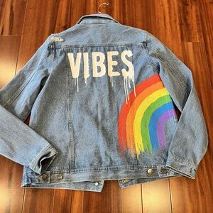 M&M's‎ Blue Rainbow Vibes Denim Graphic Painted Jean Jacket Size Small